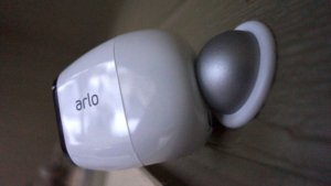 arlo pro 2 wall mount